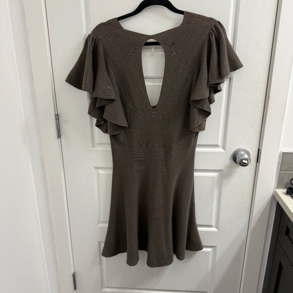 Free People Jodi Olive Sweater Dress Size Medium Fit and Flare Flutter Sleeve - Picture 2 of 3